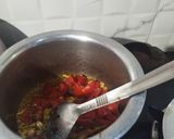 टोम्याटो राईस रेसपी (Tomato rice recipe in marathi) रेसिपी स्टेप 2 फोटो 