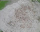Foto langkah ke 4 dari resep Krupuk Nasi Sisa Rasa terasi.