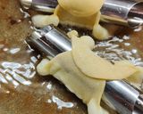 A picture of step 3 of Cannoli with Whipped Cream and Chocolate Hazelnut Spread.