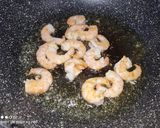 Foto del paso 1 de la receta: Pizza mixta con camarones
