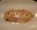 Foto del paso 9 de la receta: Brochetas de sardinas marinadas con alcachofas