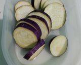 Foto langkah ke 1 dari resep Terong goreng tepung.