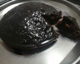 A picture of step 9 of Bourbon and oreo biscuit cake.