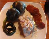 Foto del paso 5 de la receta: Salmón con salsa de camarones al coco y eneldo con papas moradas