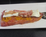 Foto del paso 5 de la receta: Truchas con tocino acompañadas de espárragos de lata