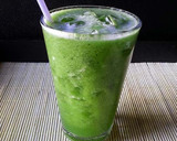 Foto del paso 7 de la receta: Zumo de melón con té Matcha