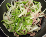 Foto del paso 3 de la receta: Salchichas con estofado de patata