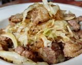 รูปขั้นตอนการทำที่ 7 ของ ผัดกะหล่ำปลีหมูวุ้นเส้น