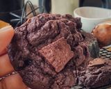 A picture of step 21 of Double Chocolate Cookies.