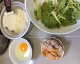รูปขั้นตอนการทำที่ 1 ของ ข้าวผัดไส้กรอกหมูเด้ง