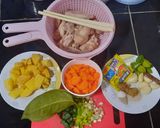 Foto langkah ke 1 dari resep Sop Ayam klaten.