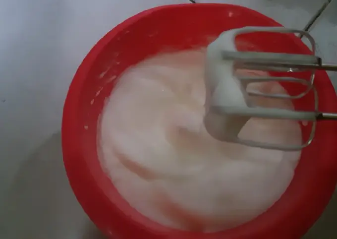 Langkah-langkah untuk membuat Cara bikin Kue bolu tanpa SP dan hemat telur