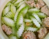 Hình bước làm 3 của món Canh bí xanh nấu mọc tôm thịt
