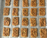 Foto del paso 9 de la receta: Galletas saladas de harina de garbanzos con semillas y frutos secos