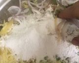 A picture of step 4 of Aloo Pakudi.