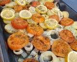 Foto del paso 3 de la receta: Patatas al horno con verduritas (guarnición)