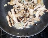 Foto langkah ke 5 dari resep Mushroom Alfredo Dumbbelletti.