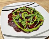 Foto del passaggio 4 della ricetta Carpaccio di barbabietola con maionese di rucola 🌿