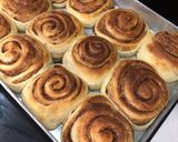 Foto langkah ke 10 dari resep Cinnamon Roll with Cream Cheese Frosting.