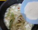 Foto langkah ke 2 dari resep Sayur Kubis Santan Enak.