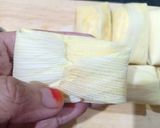 Foto langkah ke 4 dari resep Lepet Jagung Manis.