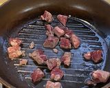 Foto langkah ke 5 dari resep Jjapaguri Ram-don with steak, from Parasite K-drama 🍜.
