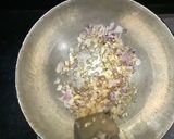 A picture of step 4 of Sarso ka Saag.