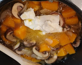 Foto del paso 7 de la receta: Rollitos de ternera en salsa cremosa calabaza y champiñones