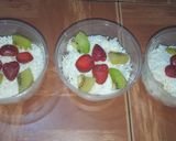 Foto langkah ke 4 dari resep Salad Buah Minimalis Premium Rasa Stroberi.