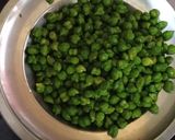 A picture of step 2 of Green chickpeas pulav.