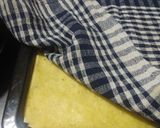 A picture of step 7 of Mango Swiss rolls.