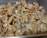 Foto langkah ke 1 dari resep Tumis Kerang Dara.