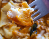Foto del paso 12 de la receta: Ravioli de wonton con brandada, calabaza y salvia