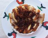 A picture of step 3 of Steamed Taro And Roasted Pork In Chili Garlic XO Sauce.