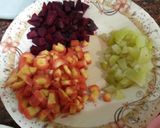A picture of step 1 of Tomatoes carrot beetroot soup.