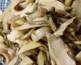 Hình bước làm 1 của món Thịt bò xào dưa