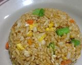 Foto langkah ke 6 dari resep Nasi Goreng Pelangi.