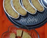 Foto langkah ke 4 dari resep 31. Crumble cheese cookies ala fe’ #rabubaru.