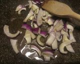 A picture of step 1 of Frittata di patate e provola.