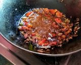 A picture of step 5 of Bhindi and Shallots Masala.