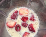 Foto del paso 3 de la receta: Batido de Frambuesa y fresas