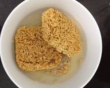 Hình bước làm 2 của món Mì xào