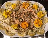 Une image de l'étape 8 de Salade castelfranco au saumon citron confit et fleurs comestibles sauce balsamique.