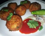 A picture of step 7 of Potato balls.