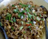Foto langkah ke 4 dari resep Kwetiau Lada Hitam (mudah & enak banget).