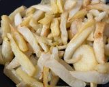 Une image de l'étape 2 de Frites omelettes algérienne.
