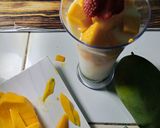 Foto langkah ke 3 dari resep Mangga matcha latte.