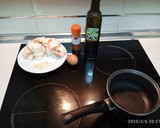 Foto del paso 1 de la receta: Sopa de ajo