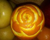 عکس مرحله 2 از دستور میوه آرایی به طرح گل