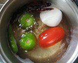 Foto del paso 1 de la receta: Salsa roja con todo